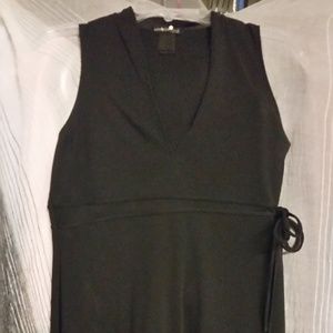 Black Kenneth Cole sleeveless dress